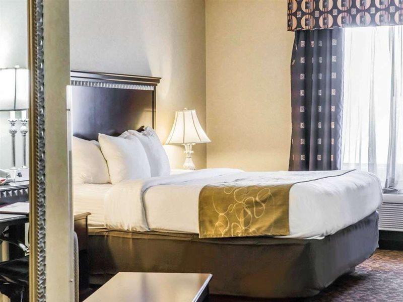 Fairfield By Marriott & Coliseum Area Greensboro
