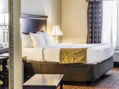 Fairfield By Marriott & Coliseum Area