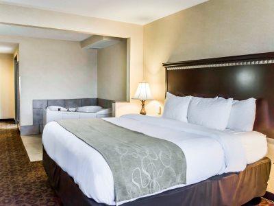Hotel Fairfield By Marriott & Coliseum Area 3*