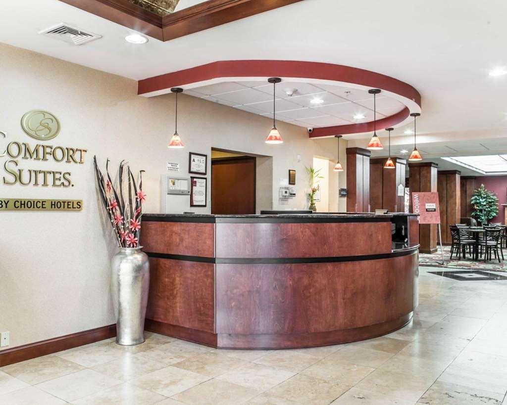Hotel Fairfield By Marriott & Coliseum Area