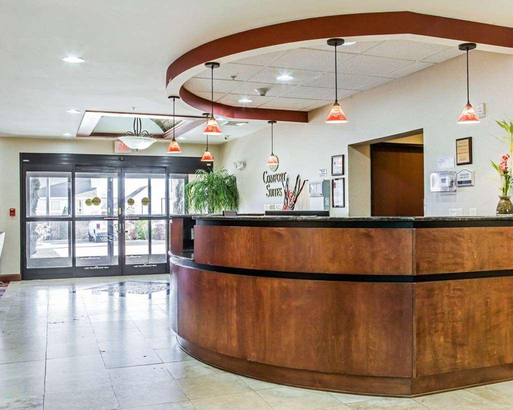 Fairfield By Marriott & Coliseum Area Hotel 3*