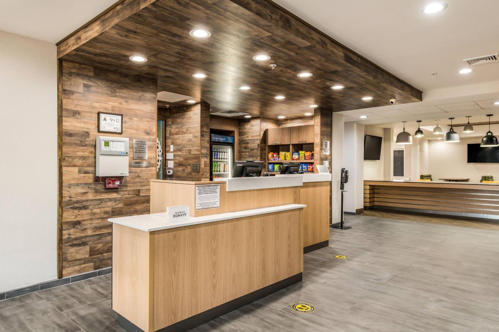 Fairfield By Marriott & Coliseum Area Hotel Greensboro
